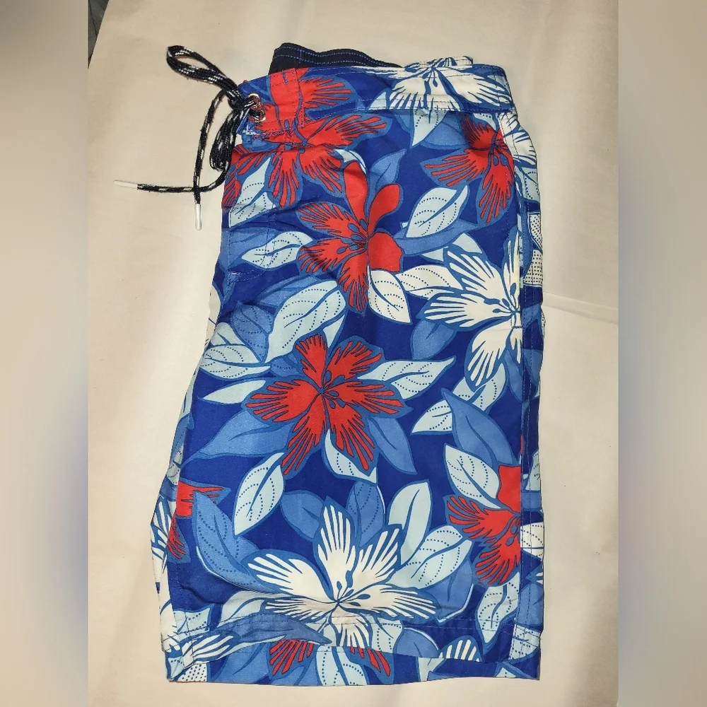 Lands End Swim‎ Shorts Size Medium Floral Tropical Red Blue Patriotic 4th